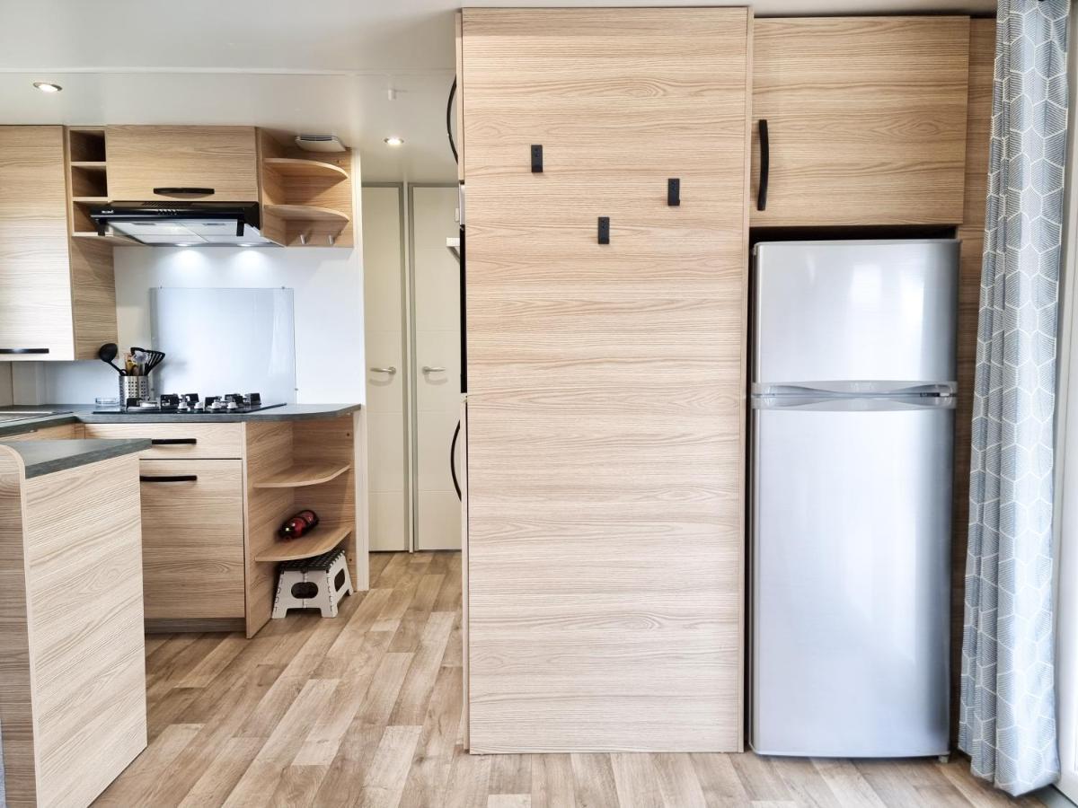 Prachtig Chalet Ok50 D12 Op Familiecamping Oostkapelle Kültér fotó